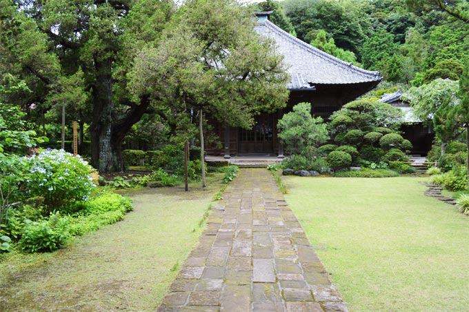 寿福寺の仏殿