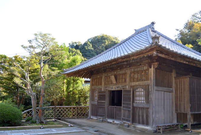 海蔵寺の薬師堂